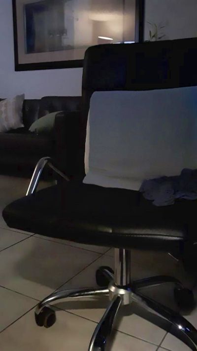 massimo340 live cam on Cam4