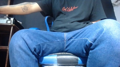 master_bigcock1 live cam on Cam4
