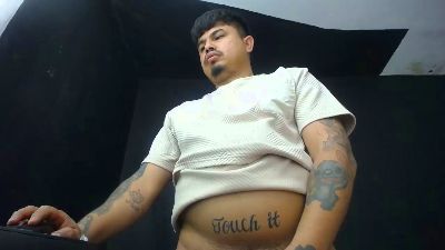 master_bigcock1 live cam on Cam4