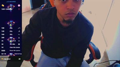 master_blade778 live cam on Cam4