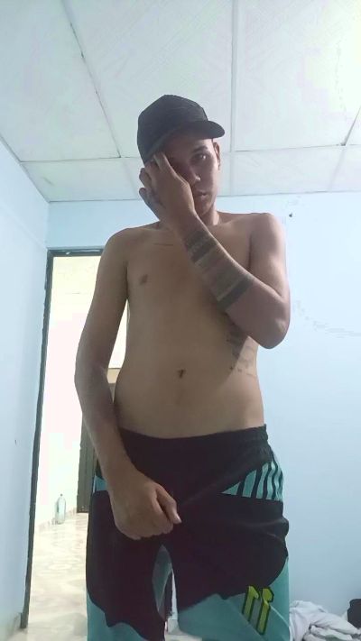 master_hot2 live cam on Cam4