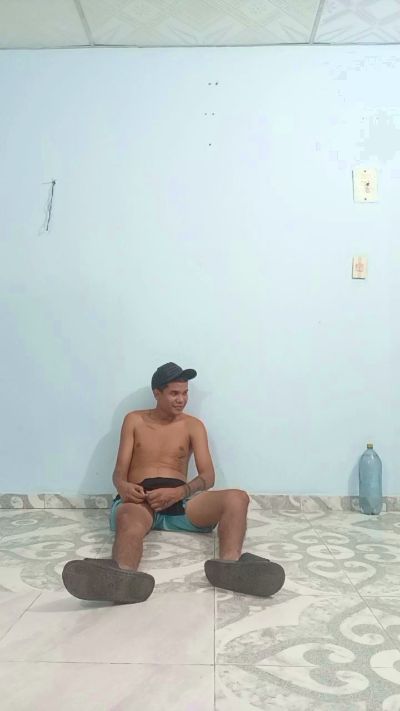 master_hot2 live cam on Cam4