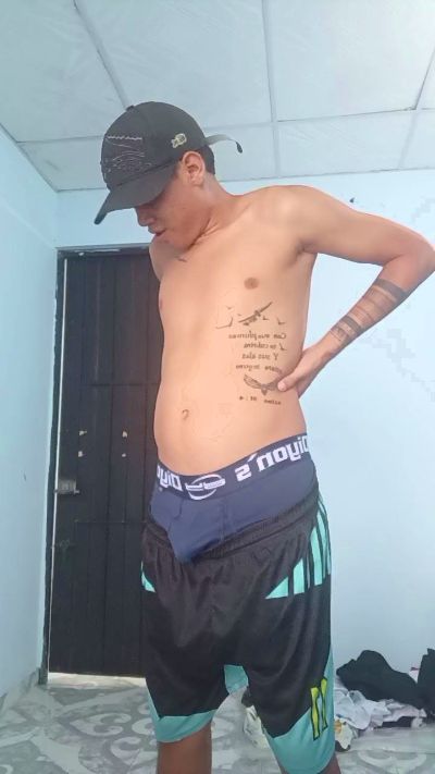 master_hot2 live cam on Cam4