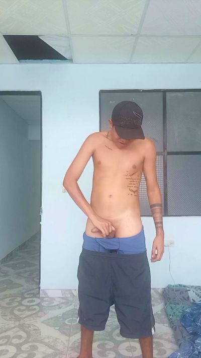 master_hot2 live cam on Cam4