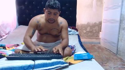 master_juju1999 live cam on Cam4