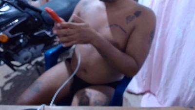 master_juju1999 live cam on Cam4