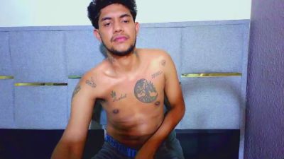 masterbbc23 live cam on Cam4