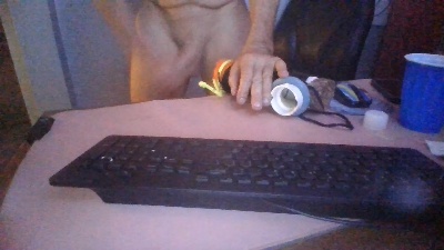 mateese0001 live cam on Cam4