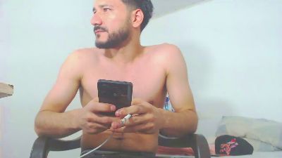 mateooth live cam on Cam4