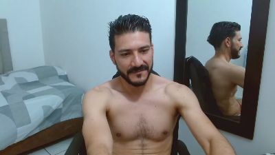 mateooth live cam on Cam4