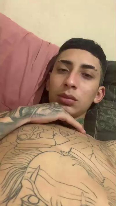 mateus2444 live cam on Cam4