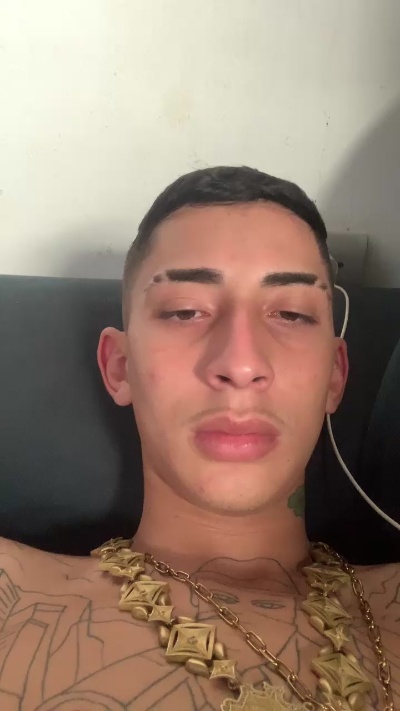 mateus2444 live cam on Cam4