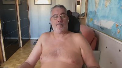 mathieulyon live cam on Cam4