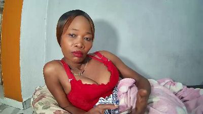 matilde36 live cam on Cam4