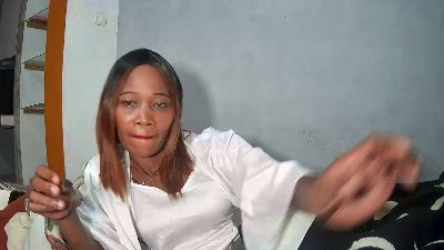 matilde36 live cam on Cam4