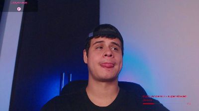 matt_reinold1 live cam on Cam4