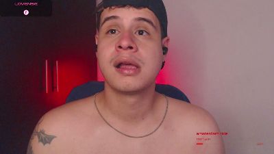 matt_reinold1 live cam on Cam4