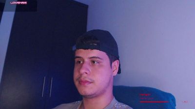 matt_reinold1 live cam on Cam4