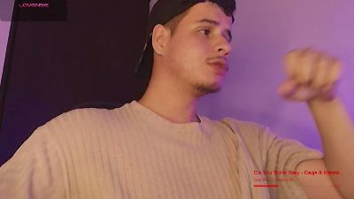 matt_reinold1 live cam on Cam4