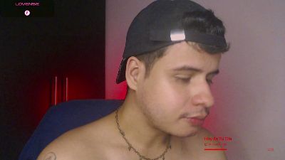 matt_reinold1 live cam on Cam4