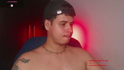 matt_reinold1 live cam on Cam4