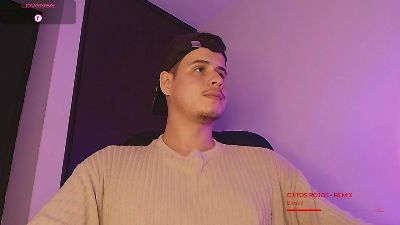 matt_reinold1 live cam on Cam4