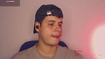 matt_reinold1 live cam on Cam4