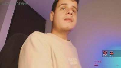 matt_reinold1 live cam on Cam4