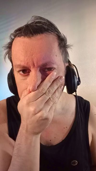matteoc4_hot live cam on Cam4