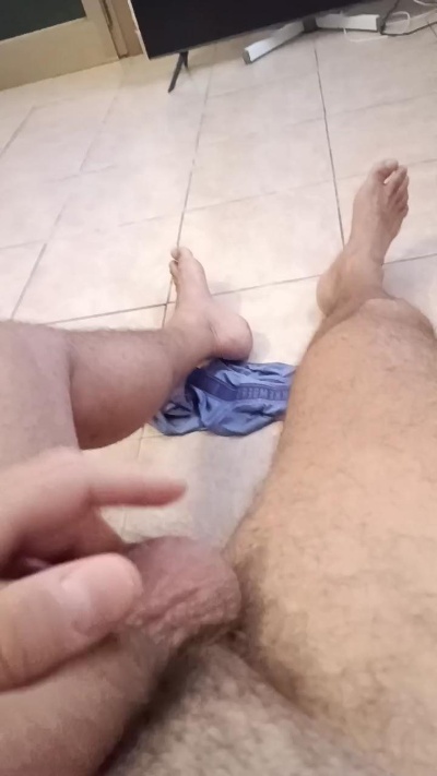 mattia20cmhot live cam on Cam4