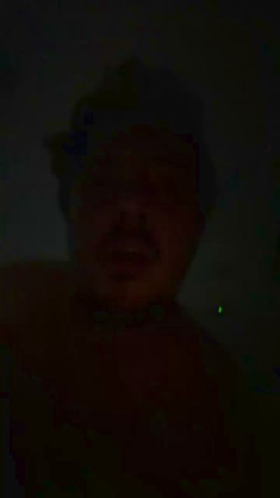 mattiahot4 live cam on Cam4