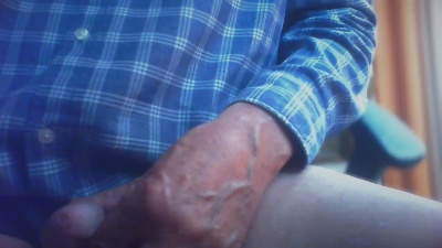 maturedaddi live cam on Cam4