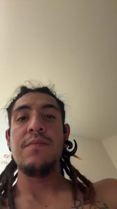 maturelooc live cam on Cam4