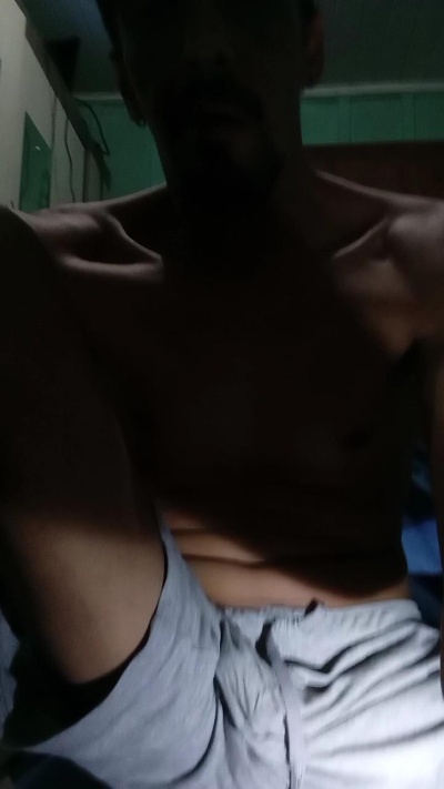 maucutitiba3 live cam on Cam4