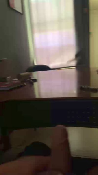 mauro2028 live cam on Cam4