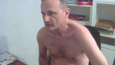 mauryz47 live cam on Cam4