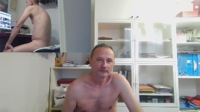 mauryz47 live cam on Cam4