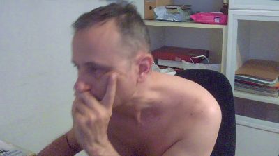 mauryz47 live cam on Cam4