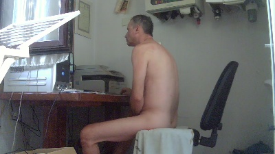 mauryz47 live cam on Cam4