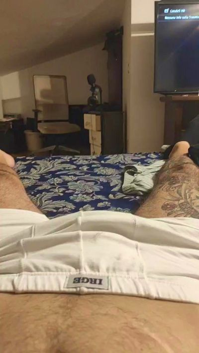 maverickhotRm live cam on Cam4