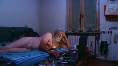 max1970to live cam on Cam4