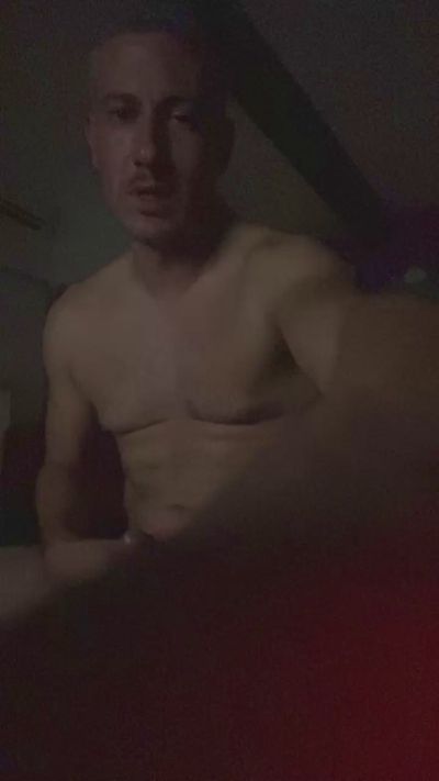 max83_fun live cam on Cam4