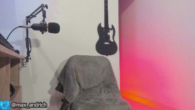 max__andrich live cam on Cam4