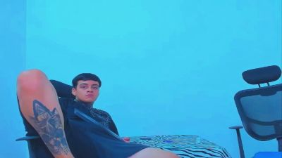 max_williamm live cam on Cam4