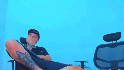 max_williamm live cam on Cam4
