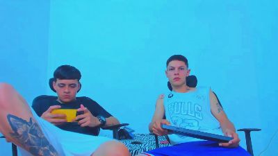max_williamm live cam on Cam4