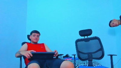 max_williamm live cam on Cam4