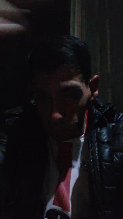 maxi23_fun live cam on Cam4
