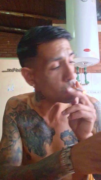 maxi23_fun live cam on Cam4