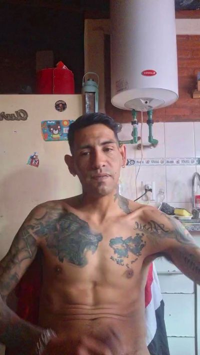 maxi23_fun live cam on Cam4